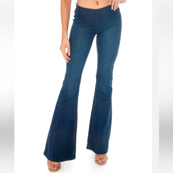 Free People Denim - CLOSING 7/31 ☮️WE THE FREE☮️PENNY PULL ON FLARE JEAN DARK WASH